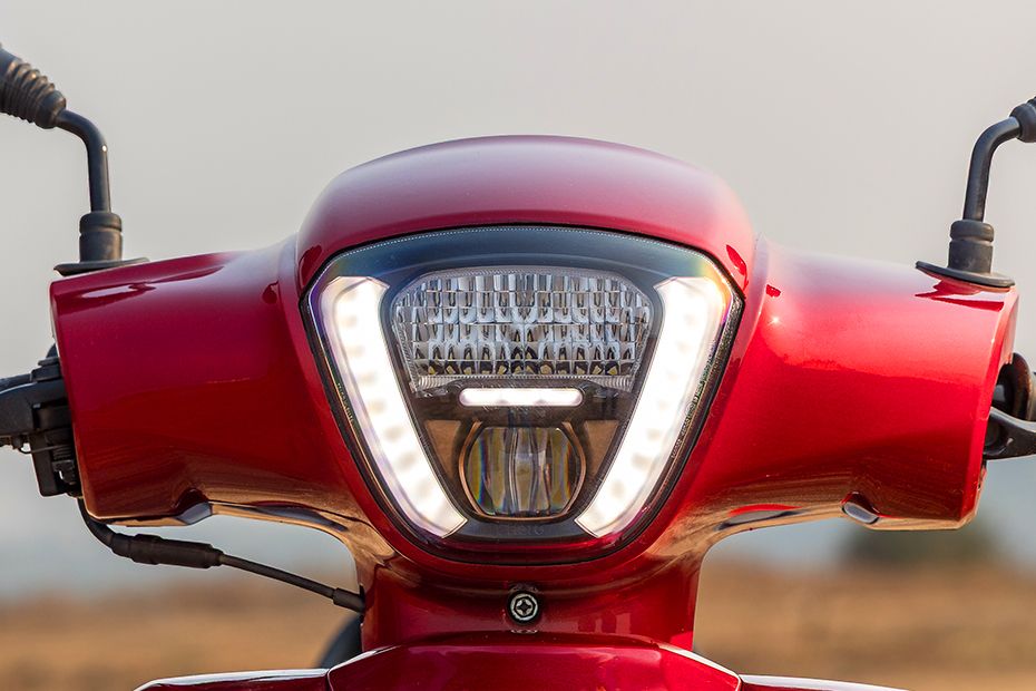 Daytime Running Lamp of Destini 110