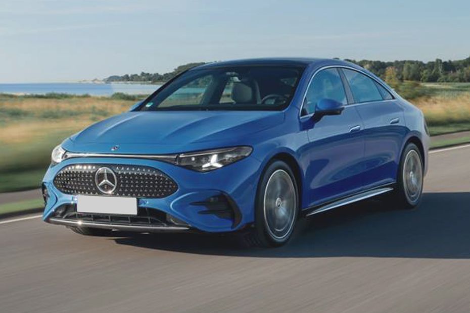Driving: Front Left Quarter View Image of A-Class