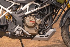 Engine of Apache RTX 300