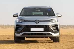 Front Image of Tayron R-Line
