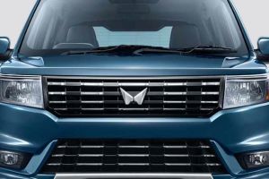 Front Grille Image of Bolero Neo