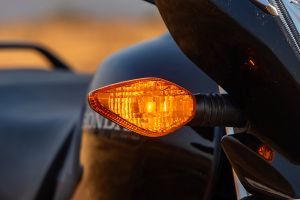 Front Indicator View of Shine 100 DX