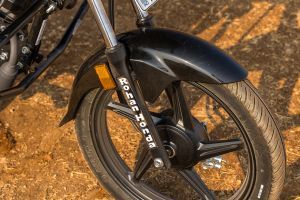 Front Mudguard & Suspension of Shine 100 DX