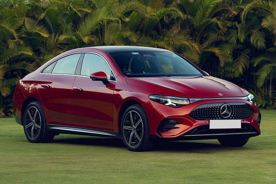 Front Right Quarter View Image of CLA