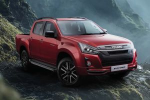 Front Right Quarter View Image of V-Cross