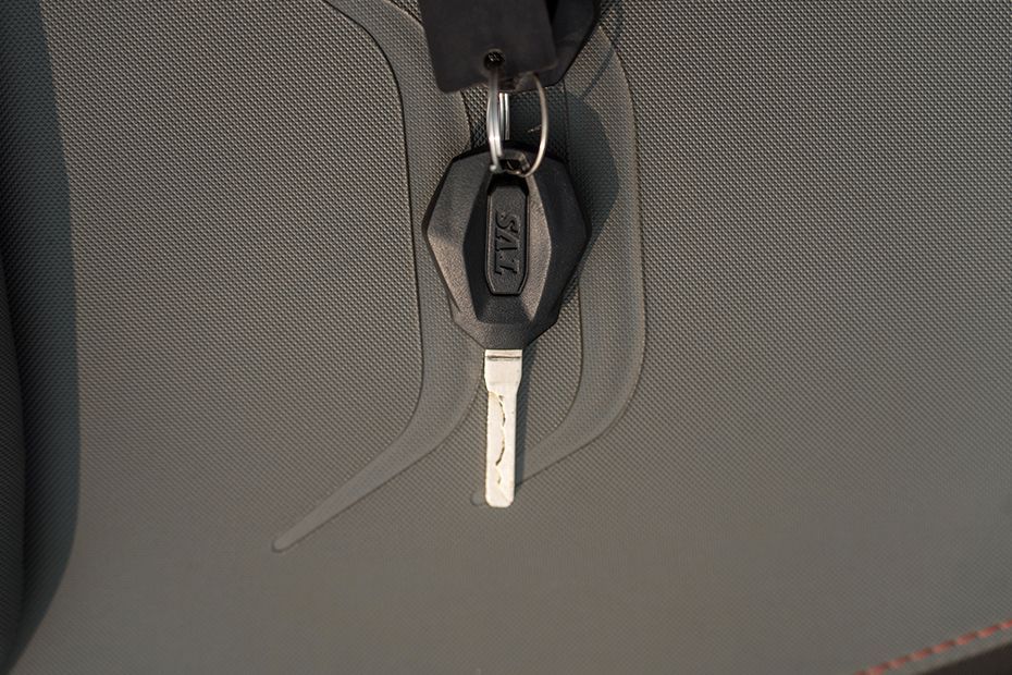 Front side of Key of Apache RTX 300