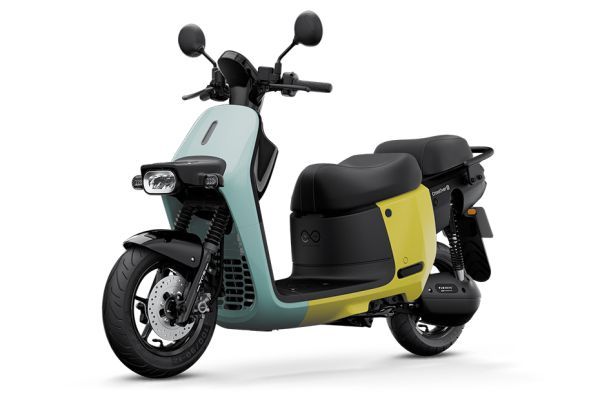 Gogoro CrossOver Images Image of Gogoro CrossOver