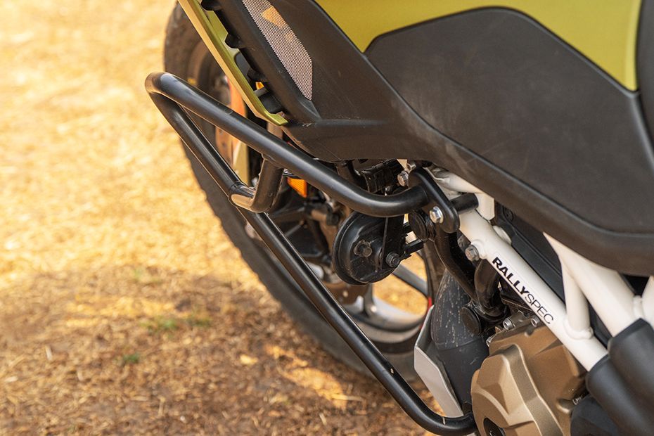 Leg Guard View of Apache RTX 300