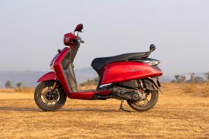 Left Side View of Destini 110