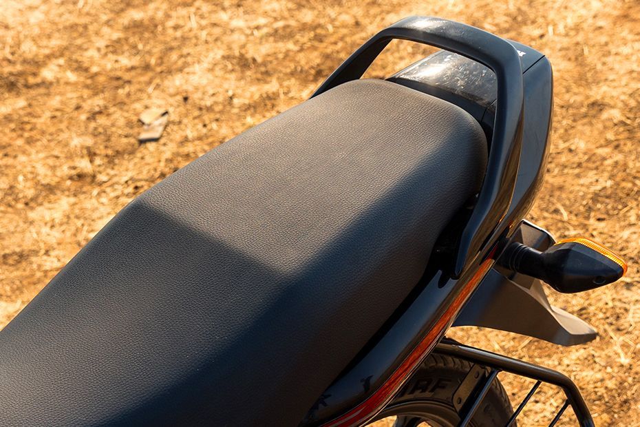 Pillion Seat of Shine 100 DX