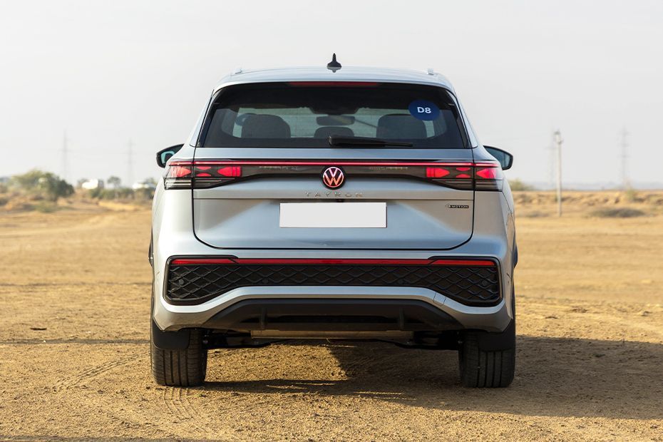 Rear back Image of Tayron R-Line