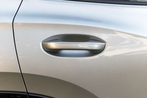 Rear Door Handle Image of Tayron R-Line