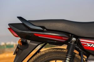 Rear Fairing of Shine 100 DX
