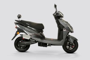 Right Side View of GT 450 Pro