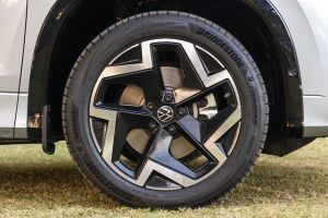 Wheel arch Image of Tayron R-Line