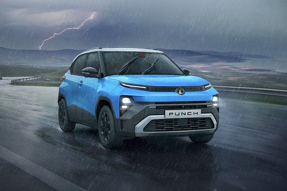 Wiper with full windshield Image of Punch