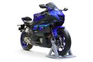 R7