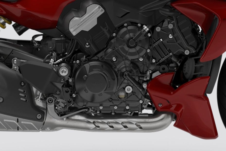 Engine of Diavel V4