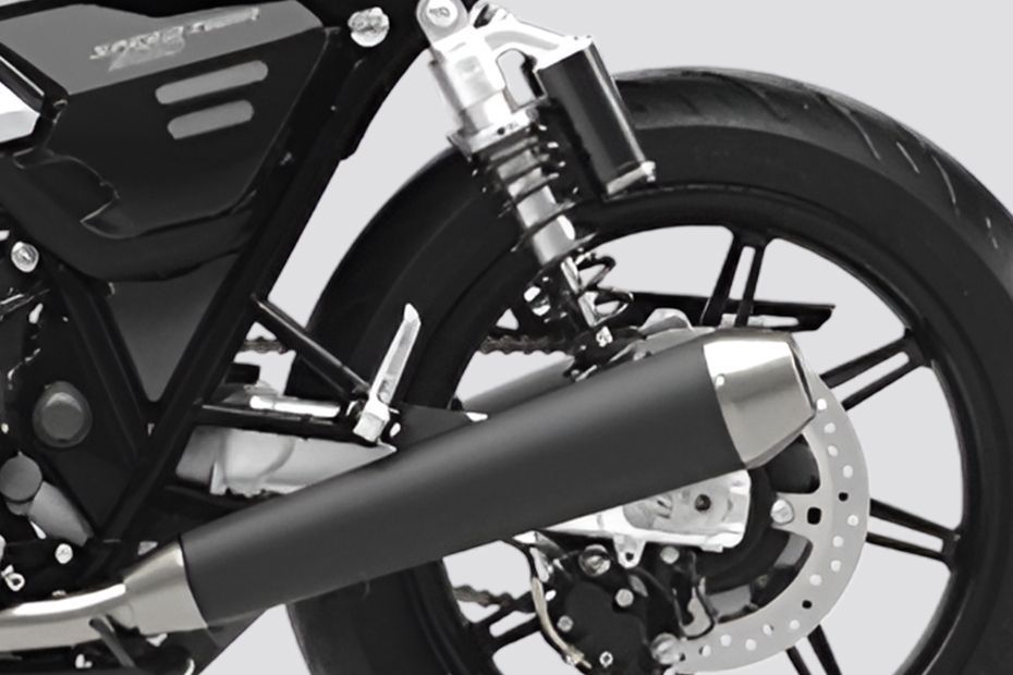 Exhaust View of Speed Twin 900
