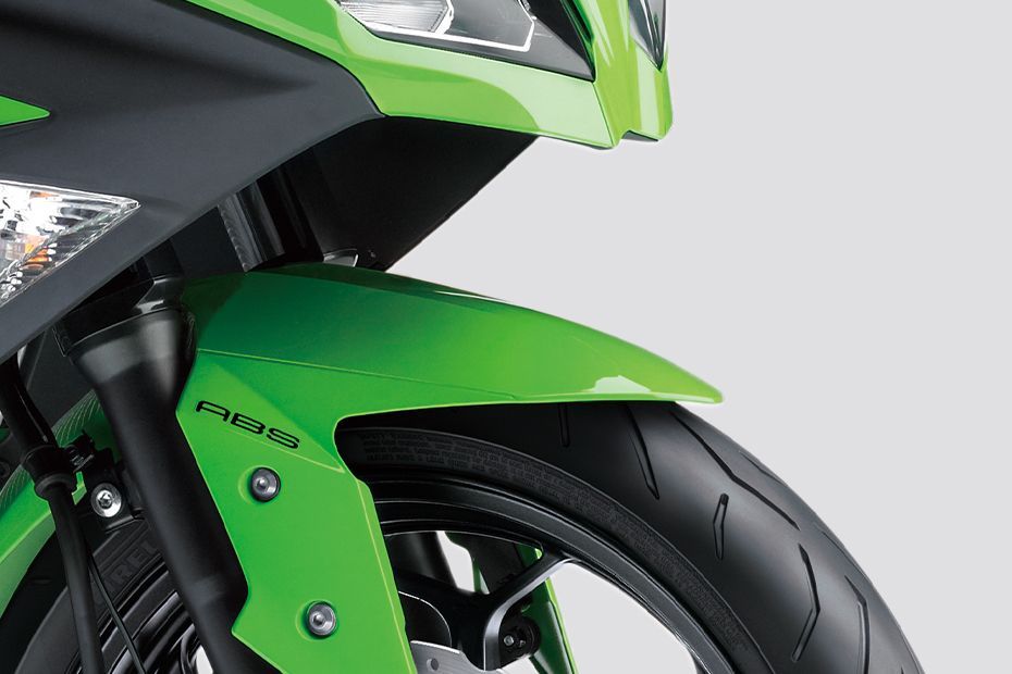Front Mudguard & Suspension of Ninja 300
