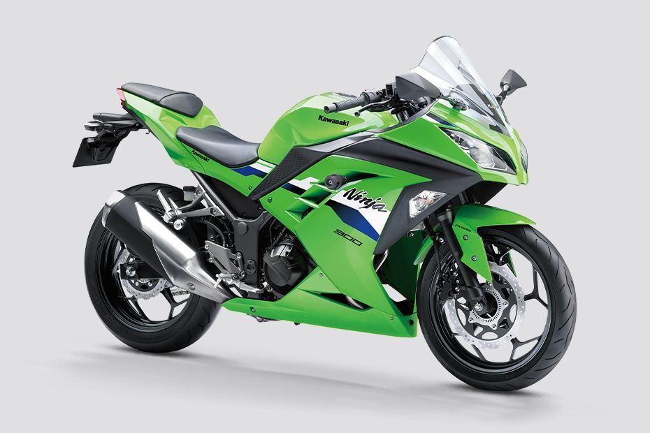 Front Right View of Ninja 300