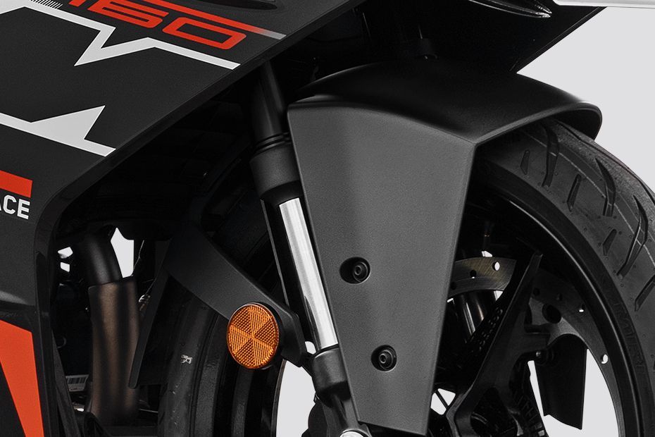 Front Suspension View of RC 160