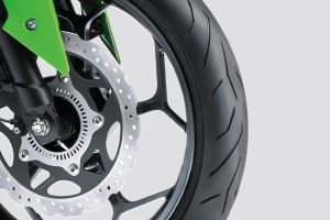 Front Tyre View of Ninja 300