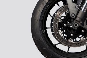 Front Tyre View of GSX-8S