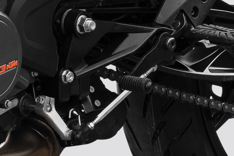 Gear Lever View of RC 160