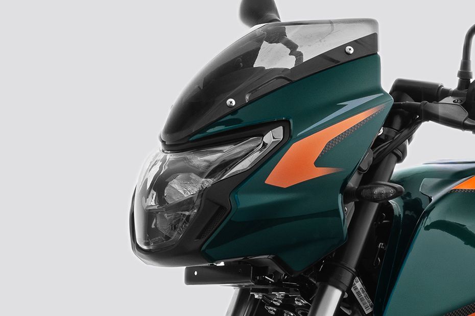 Head Light of Pulsar 150