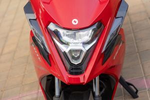 Head Light of One Gen 2