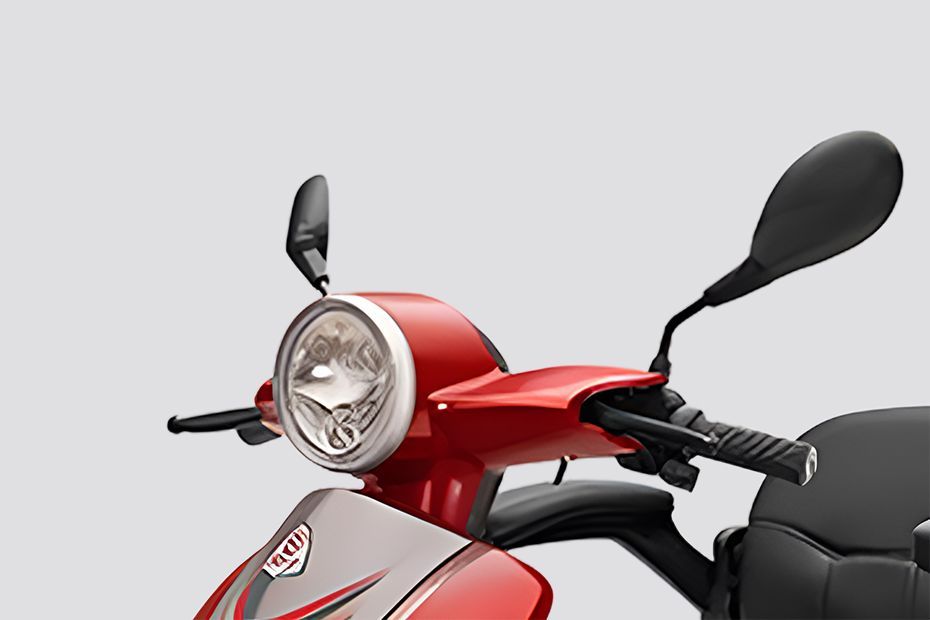 Head Light of Strom Advance 1