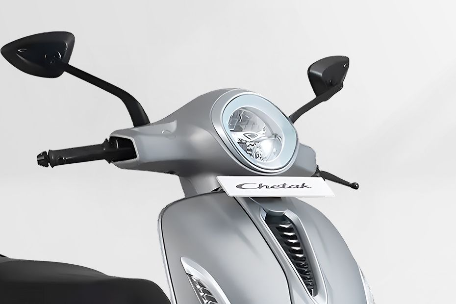 Head Light of Chetak