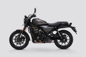 Left Side View of X440