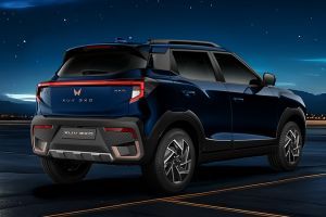 Rear 3/4 Right Image of XUV 3XO EV
