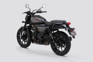 Rear Left View of X440