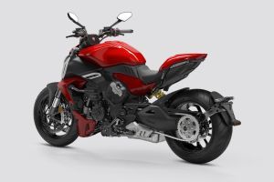 Rear Left View of Diavel V4