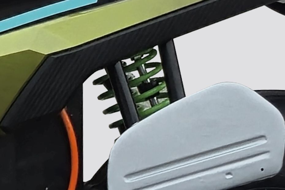 Rear Suspension View of Logix