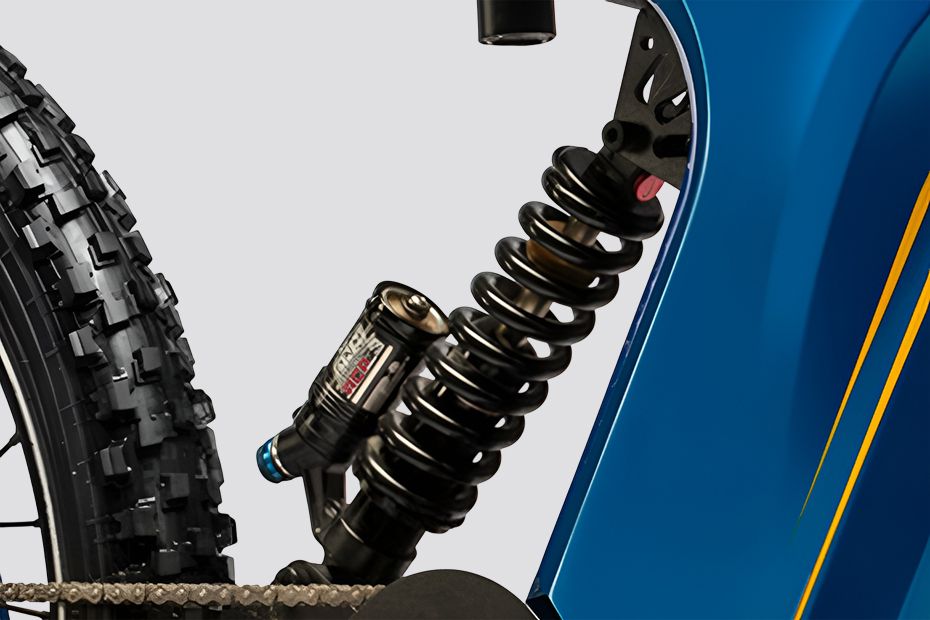 Rear Suspension View of Sport