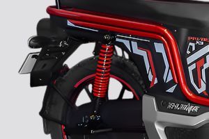 Rear Suspension View of E Luna Prime