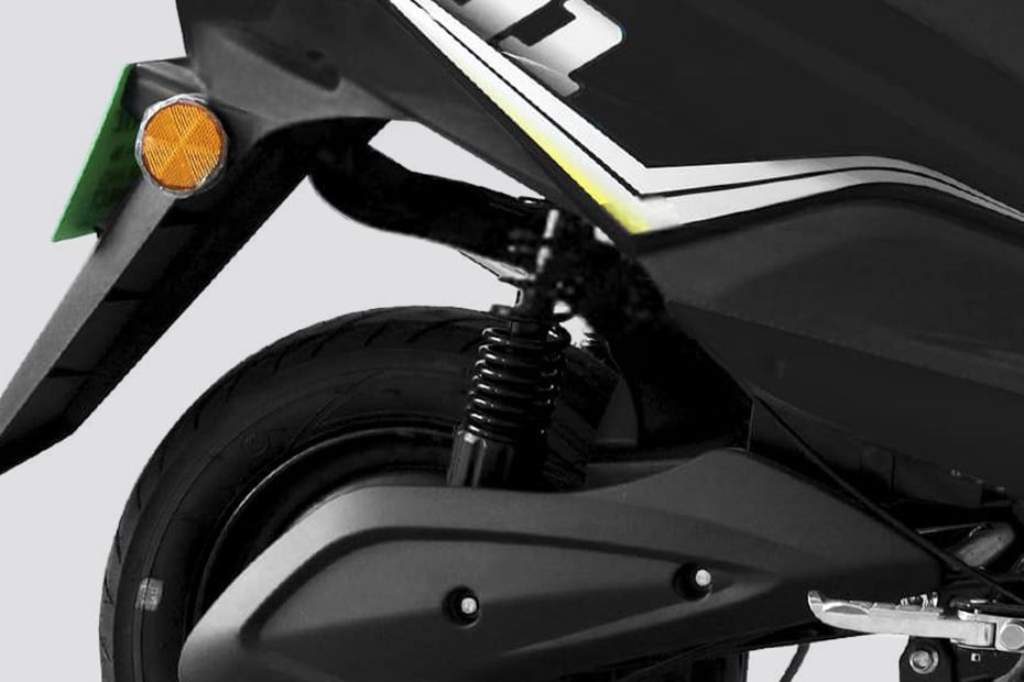 Rear Suspension View of RX1