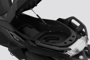 Seat Storage Side View of C 400 GT