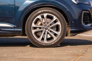 Wheel arch Image of Q7