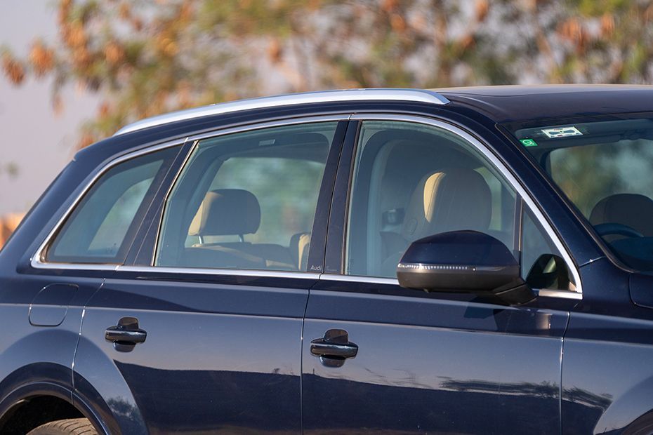 Windows line Image of Q7