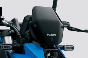 Windshield View of GSX-8S