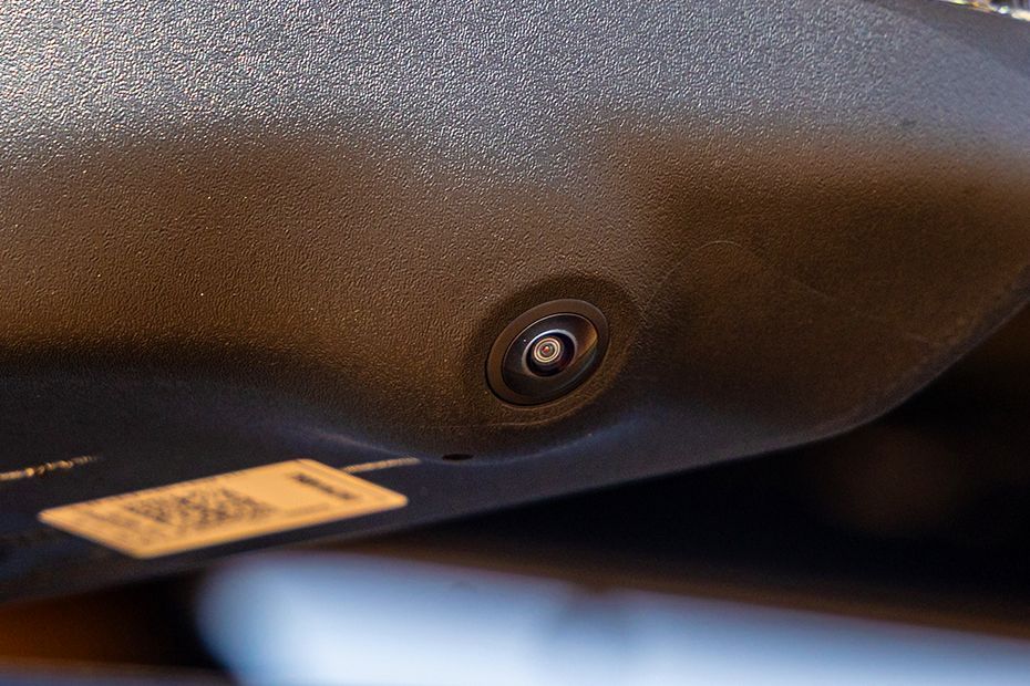 360 Degree Camera (Left) Image of Syros EV