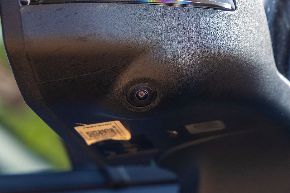 360 Degree Camera (Right) Image of Syros EV