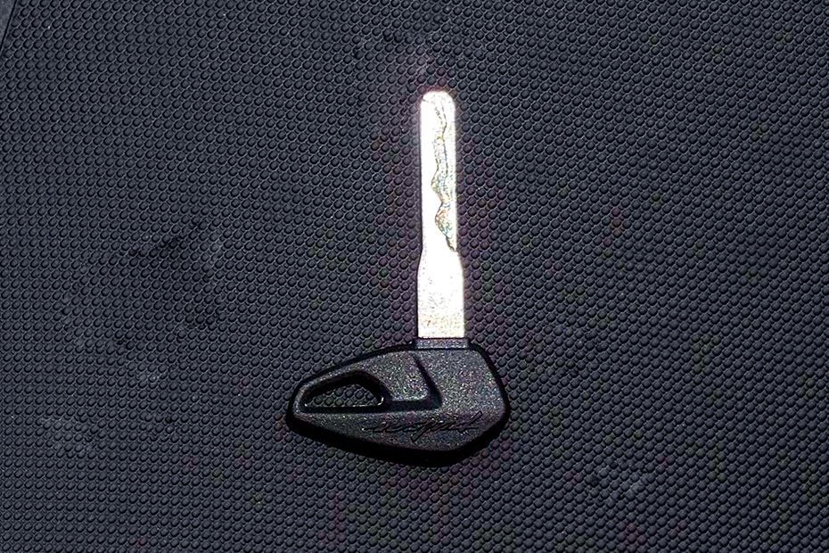 Key (Back) of Pulsar NS400Z