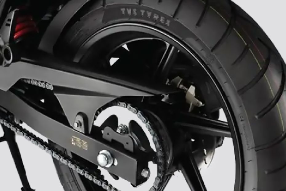 Chain Cover Image of Apache RTR 200 4V