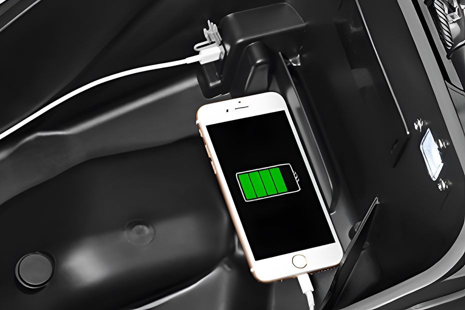 Charging ports of Destini Prime